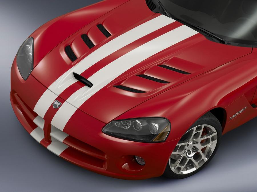 Детали экстерьера Dodge Viper SRT10 Coupe 2008 года  (фото 9 из 52)